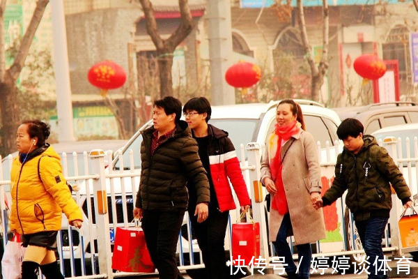 姑父#“人有三不亲,姨父、姑父”,另一个是谁?说了你别不放心上