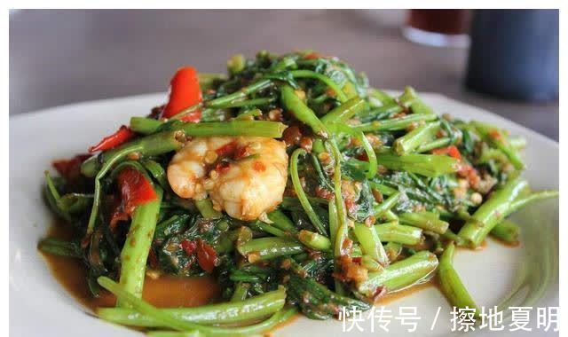 菠菜|米饭二次加热会“致癌”?医生提醒:这5种食物,最好别加热