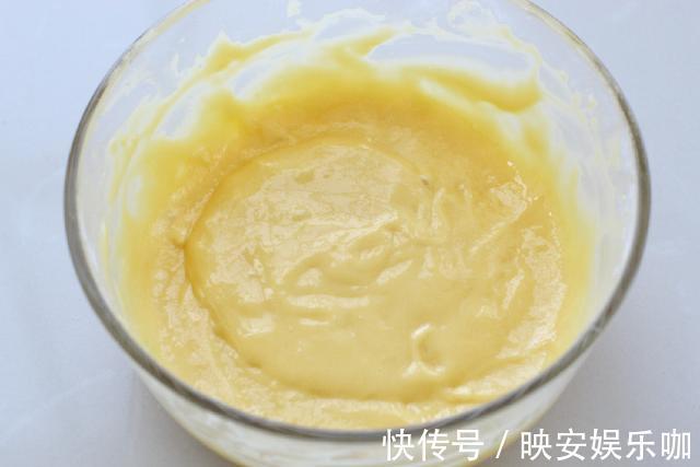 蛋黄|用平底锅就能做舒芙蕾松饼，口感松软香甜，孩子天天吃也不嫌腻！
