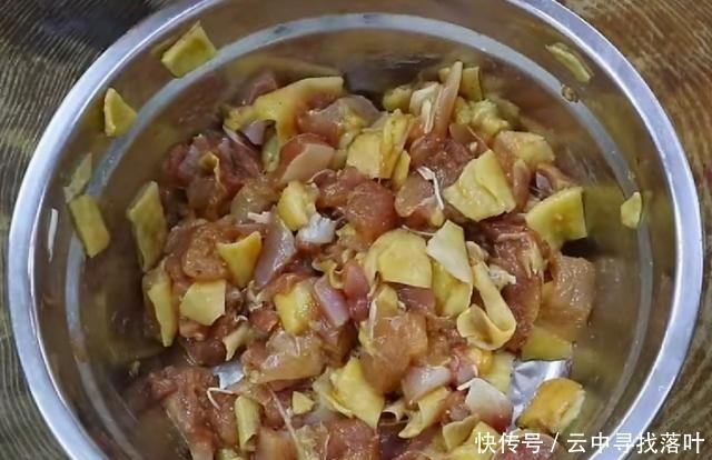 a1652|学会一招,做出的宫保鸡丁香辣味浓,肉质滑嫩,老人孩子都爱吃