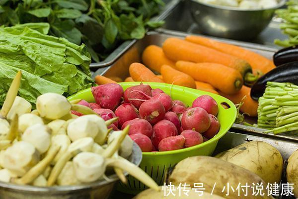 胃粘膜|提醒:3种蔬菜不养胃还伤胃,胃不好的人,多吃胃黏膜会“受伤”