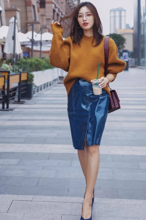 博主|入冬后的高级感从何而来?靠一件“针织衫”就可以搞定,时髦大气