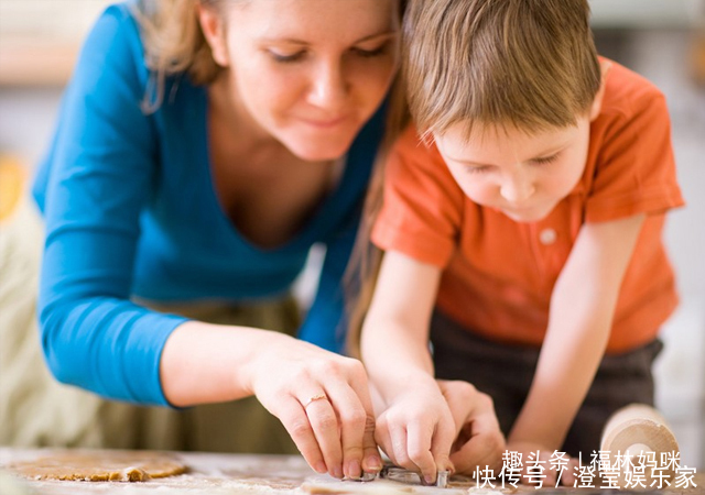 意外惊喜|宝宝撕开床头贴纸,却收获了“意外惊喜”,这算不算将功补过