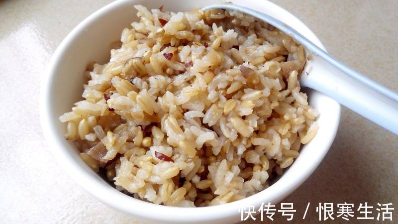 吃燕麦减肥,3种吃法,减肥效果好,身材更苗条,女性不妨试试