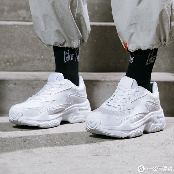特卖价|国货有担当！鸿星尔克23款特价鞋清单~ 不足百元~ 统统白菜价！大家可以买起来啦
