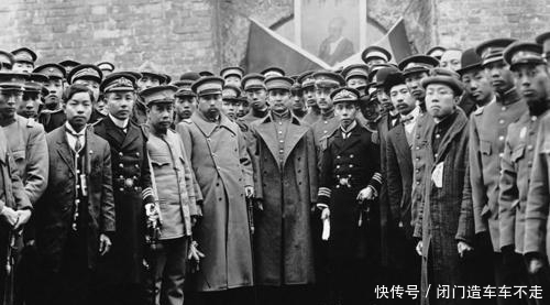 旧官僚|孙中山为何选择让位袁世凯？不只是胸怀，这三点原因才是关键