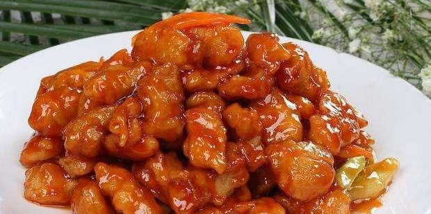 商周遗址|花尔楼遗址出土五件青铜器,其中一件青铜俎,为何悬着两个铃铛