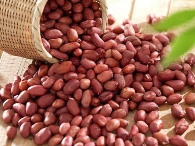 营养物质|花生和“它”搭配吃,胜过“阿司匹林”,坚持吃,或远离血栓高血压