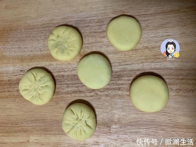 红豆馅|我家最近爱上了这款早餐饼，不用发酵，金黄暄软，连吃3天都不腻