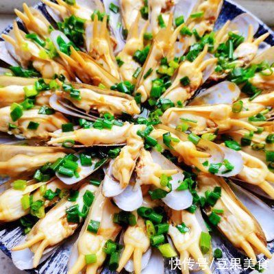 养生|#我的养生日常-远离秋燥#葱油小海鲜蛏子