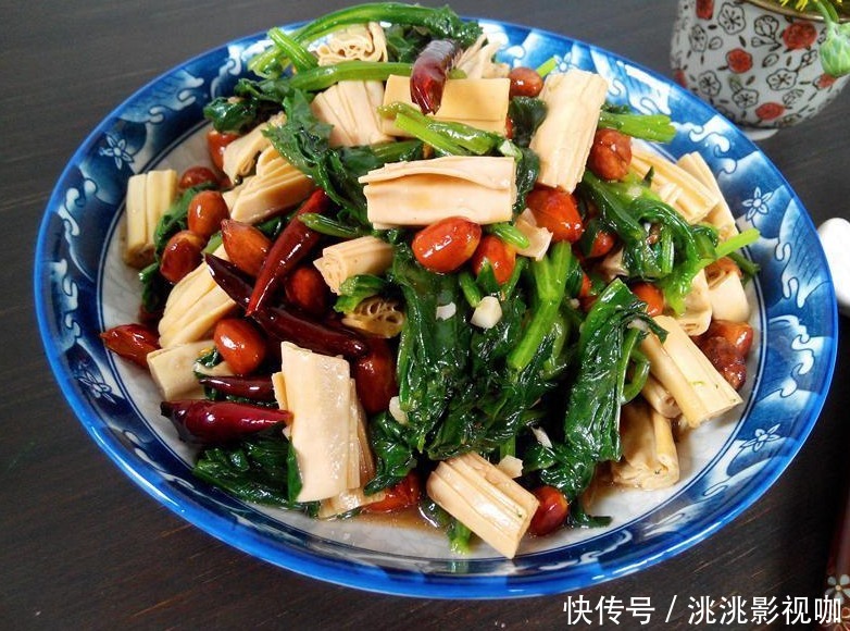 万能|调凉菜,只加生抽是外行!教你万能凉拌汁,酸辣爽口,调啥都好吃