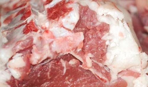 家人|去市场买羊肉时,看到这“3种”扭头走就对了,羊肉贩不会让家人吃