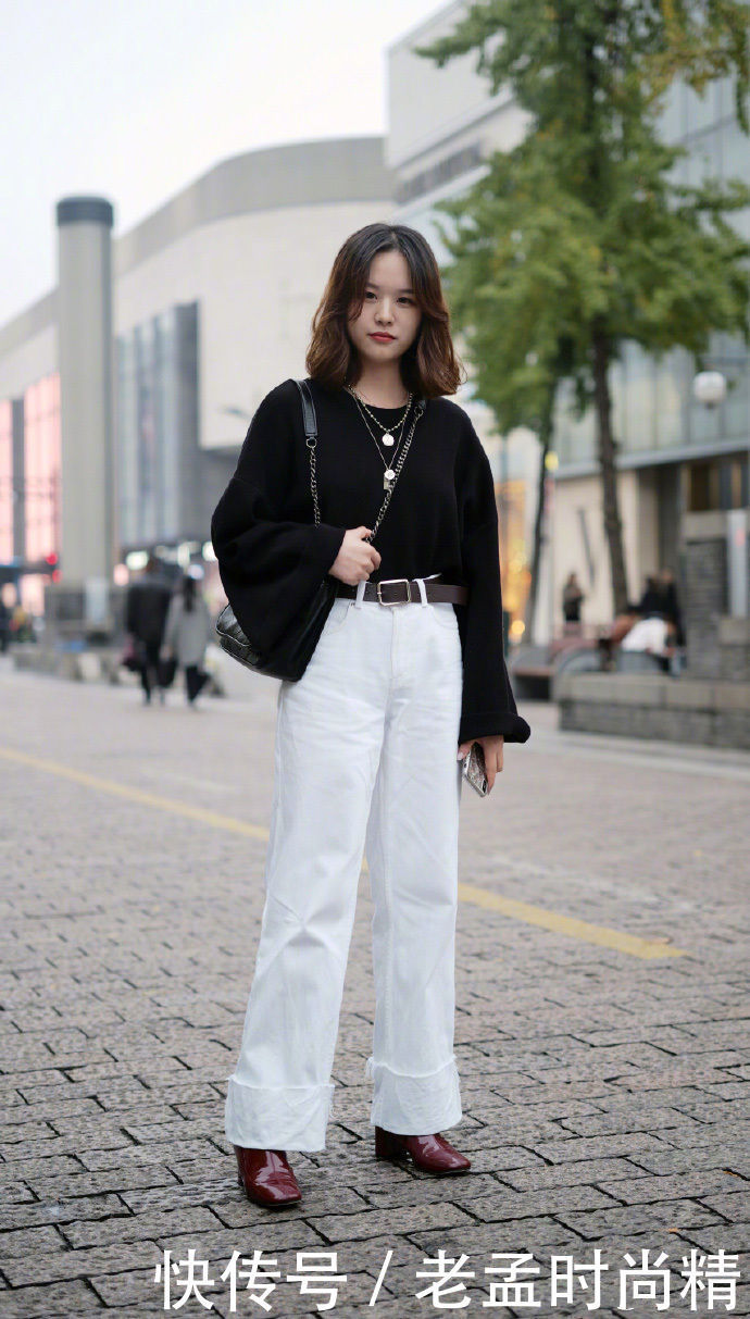 街拍: 不同穿搭更加突出自己的气质和身材, 时尚感明显提升