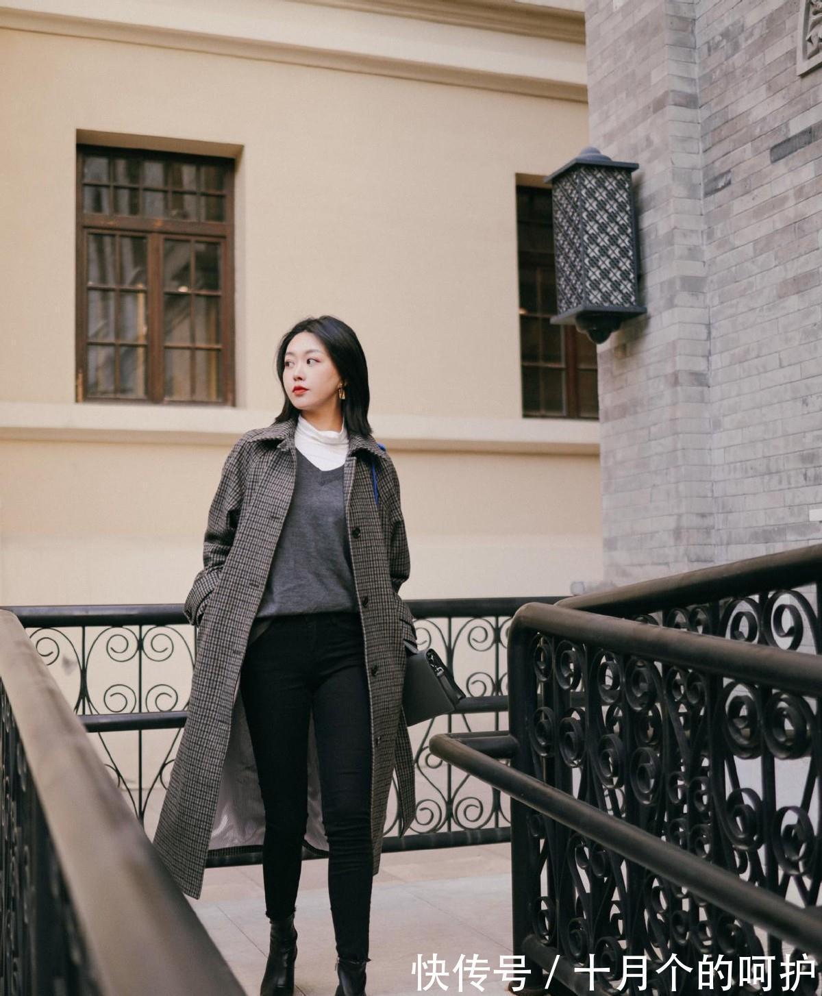 深色系 秋冬大衣可不能乱搭配,掌握这些搭配技巧,简约高级显气质