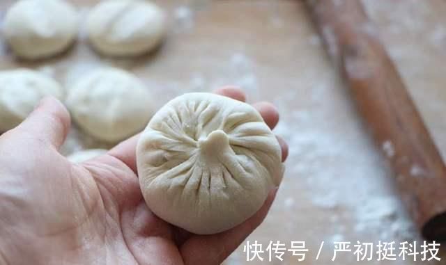 馅儿|这早餐我家隔三差五就吃，比馒头好吃，比包子简单，出锅能吃5个
