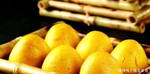 白砂糖|在家做玉米面窝窝头,不用一滴水,做出来金黄软嫩,一出锅就抢了