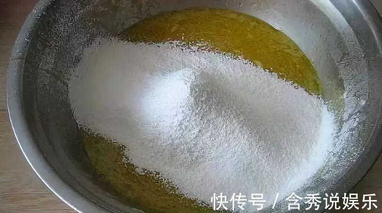 想吃蛋卷不用买,一碗面粉,2个鸡蛋,轻松做出酥脆鸡蛋卷!