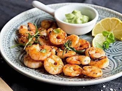 糙米饭|3招教你制作可口热量低的减脂餐，附上7天不重复的减脂食谱参考