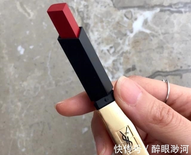 秋冬 分享5支秋冬我最爱的红棕色口红试色,全都超级显白,显高级!