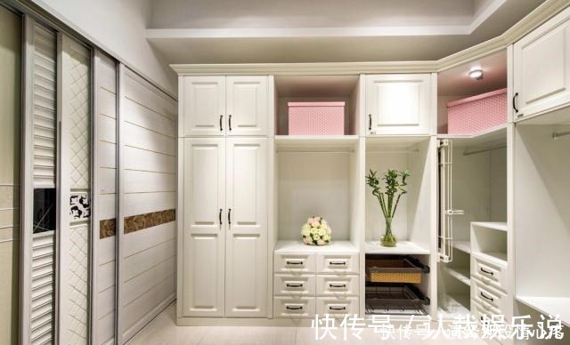 甲醛|越来越多人流行用这种衣柜了,实用无甲醛,后悔我家装早了!