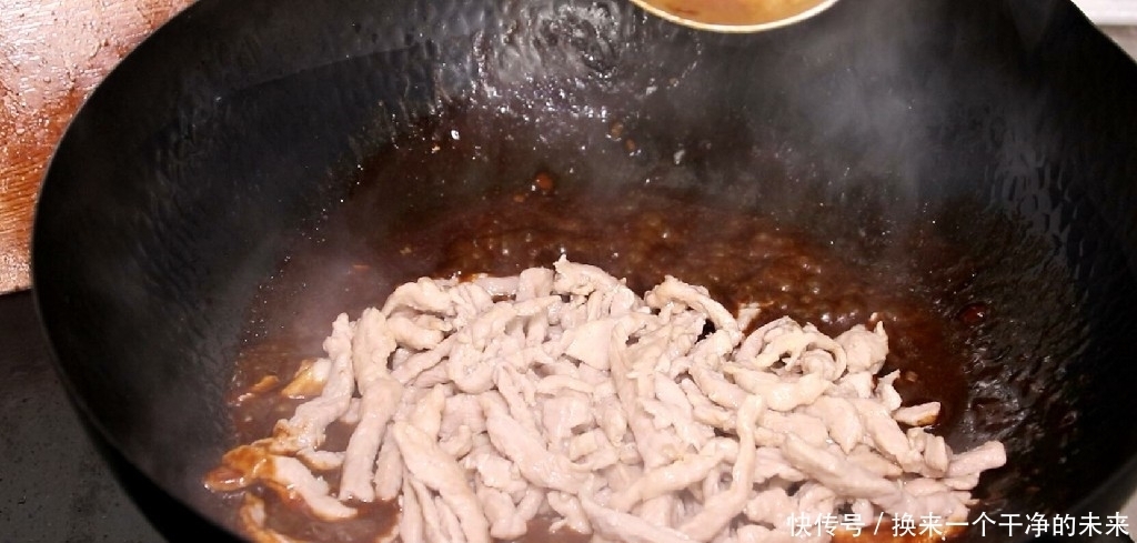 牢记|不管炒什么肉,只需牢记这几个小技巧,炒出来的肉不粘锅更滑嫩