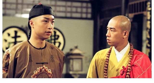 54歲陳小春改寫了他的結局，《哥哥》排名第一，為翻紅曾改名催運