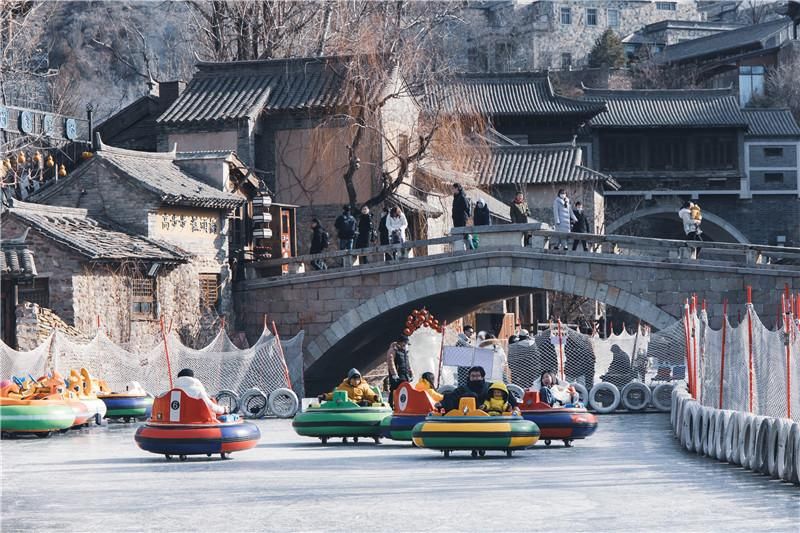 冰雪|长城脚下戏冰雪 古北水镇过大年