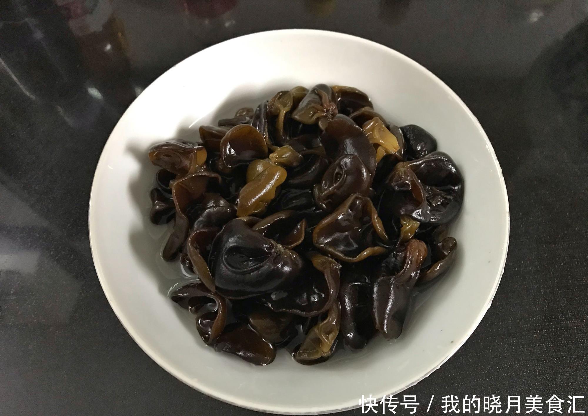 節(jié)后此兩種素菜一起炒,比肉菜受歡迎,清爽開胃解油膩,簡單好吃