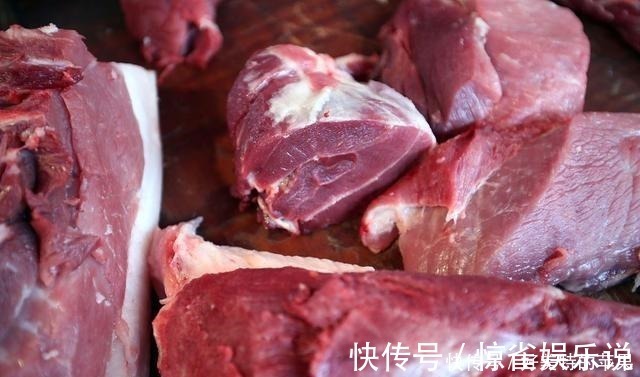 肉食者不鄙|做红烧肉,外行才会倒水焖,加点它焖,增香减腻,一人能吃一大碗
