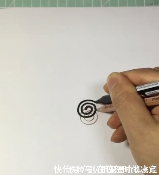 蚊香|美术生画3D蚊香作品,成画后真假难辨,网友:居然能点燃?