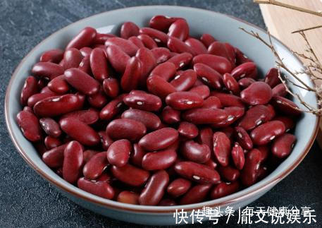 红豆|红豆和它一起煮,便秘跑了,气血足了,雀斑少了,胃也越来越健康