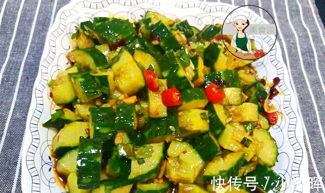 汤汁|夏天就馋黄瓜此吃法,拌一拌3分钟做好,上桌汤汁一滴不剩!特香
