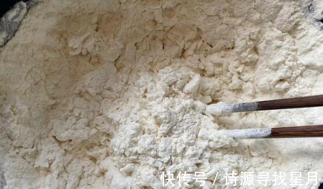 用这个方法做千层油饼太香了，层次分明，外酥里软，一口气吃2张！