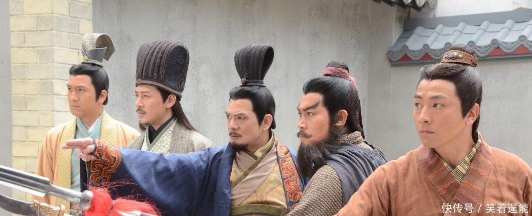 曹操|被《三国演义》洗白的四个人，陈宫是其中一个，还有一个堪比董卓！