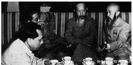 批示|此军统特务救了一人,此人后成副主席,邓颖超批示,关照这个特务