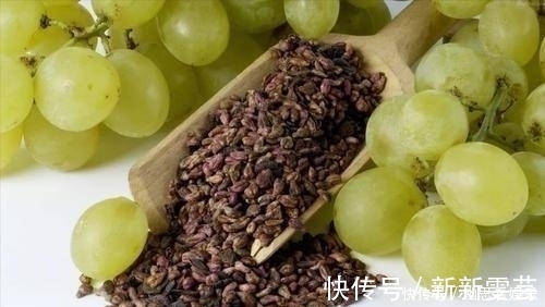 水果|水果核比果肉更有营养?医生:别傻了,3种果核别给孩子吃