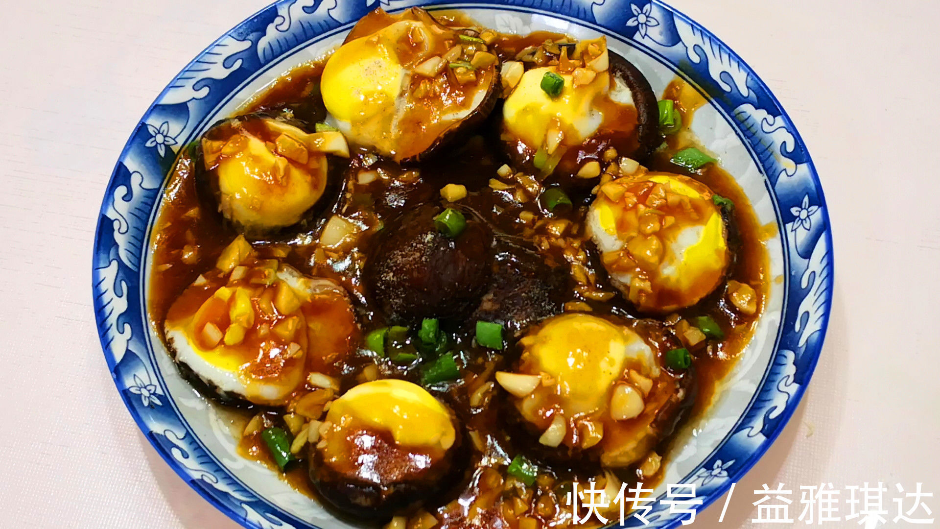 香菇蒸蛋|入秋后，多吃此菜，8块钱一斤，营养比牛肉高，蒸一蒸就特香