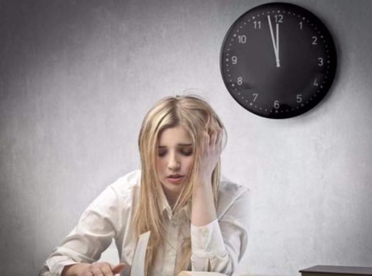 行为|男性的3大“行为”最伤肾,烟酒靠边站,第1个多数人戒不掉!