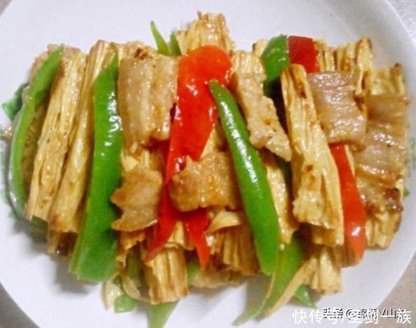 五一節宅家,推薦32款菜肴,有葷有素營養美味,特別好吃值得嘗試
泡椒牛肚乾貝煸筍臘肉炒粉條香辣啤酒小龍蝦板栗燒牛蛙蟹味菇滑蛋,蒜蓉豇豆乾煸花菜雞丁炒蝦仁五花肉燜腐竹包菜粉絲炒雞蛋香菇炒芹菜蔥油鮮香菇薑絲拌苦瓜老壇辣椒炒肉番茄雞蛋炒蝦仁紅燒雞翅油燜大蝦木耳燒肥腸滑炒杏鮑菇刀切蒜椒醬炒蝦仁干豆角燜肉皮香乾辣椒炒肉西芹炒杏仁香菇油麵筋海味怪味蝦黃酒燜蝦三汁燜雞翅洋蔥炒肥牛蒜泥五花肉奶白魚片