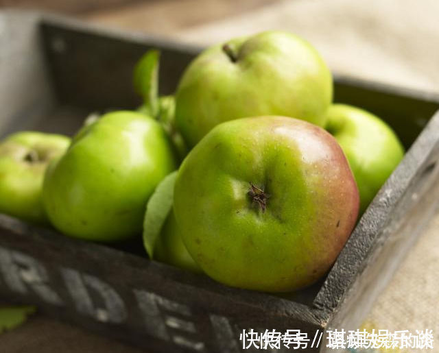 食物|女人若想补充雌激素,不妨多吃3种食物,或许能越来越年轻