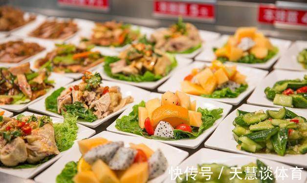 食堂|看了马云的食堂,刘强东的食堂后,再看王健林的食堂,差距太大了