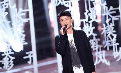 汪峰|《好声音2021》导师首秀，那英一招鲜吃遍天，李克勤普通话很吃亏