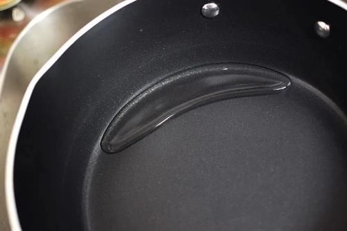 厨房好伙伴 一锅多用 知吾煮平底炒锅