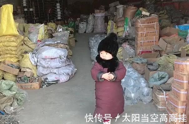 少东家|“富家公子宝宝”当小管家火了,网友少东家这是要催债去