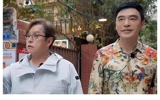 陈小春遭遇财政滑铁卢,结错钱被兄弟追着教育,还套路前辈入股