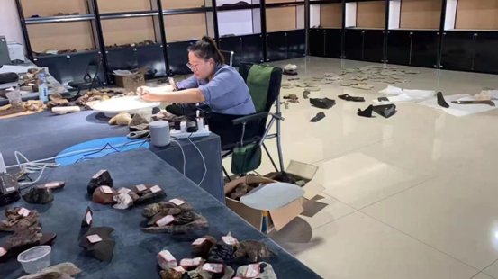 文玩电商！文玩电商：从小众“鬼市”到万亿市场