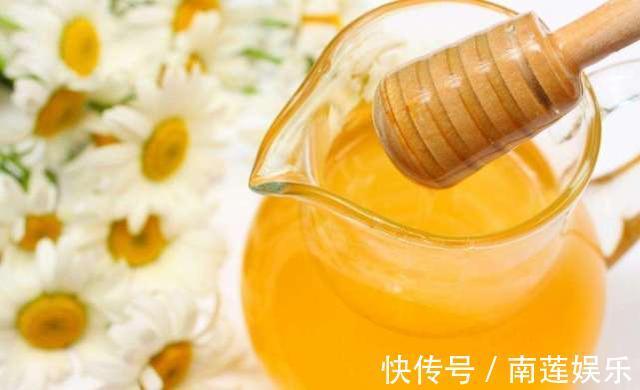 燕麦片|经常失眠的人,要远离以下3种食物,吃得越多失眠会越厉害