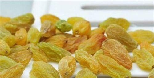 维生素|会吃的人才长寿，推荐三种食物，淡化斑点，美容养颜，增强抵抗力