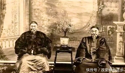 儿子|父亲捡到一弃婴,儿子长大后娶了女婴,生下一子成家喻户晓的名人