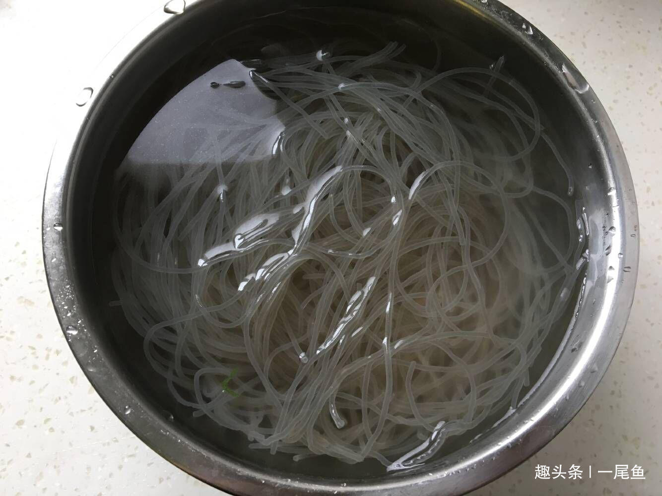 天冷不想做饭来碗这个,酸爽开胃,吃完全身暖和,好吃又不长肉